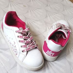 Juicy Couture Kids Fish Camp Sneakers